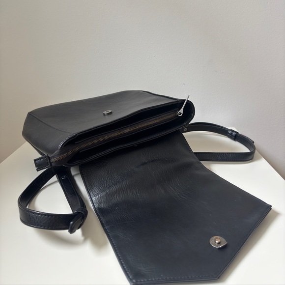 Matt and Nat Mini Backpack - Navy - Picture 5 of 8